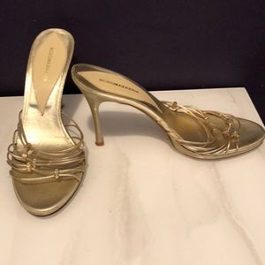 Bcbg max Azria gold slip on heels